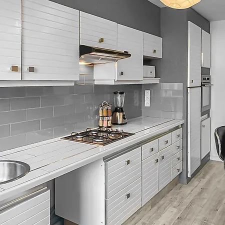 Appartement Le Lumineux - Proche Centre-ville Et Atlantis *